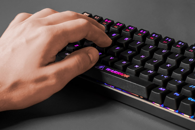 Tastatura gaming mecanica