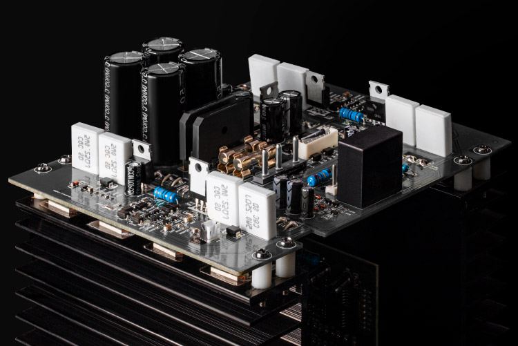 Coloane cu amplificator incorporat Coloane active Kruger&Matz cu amplificator incorporat