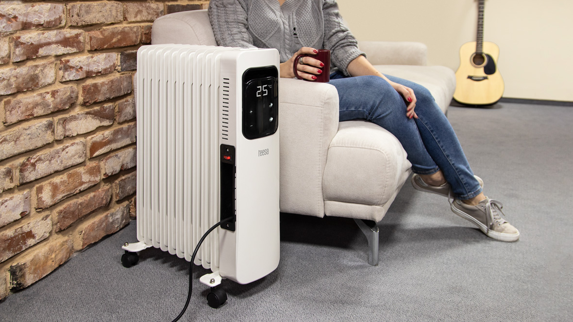 Radiator electric cu ulei Teesa TSA8034 cu afisaj LCD Radiator electric cu ulei Teesa TSA8034 cu afisaj LCD