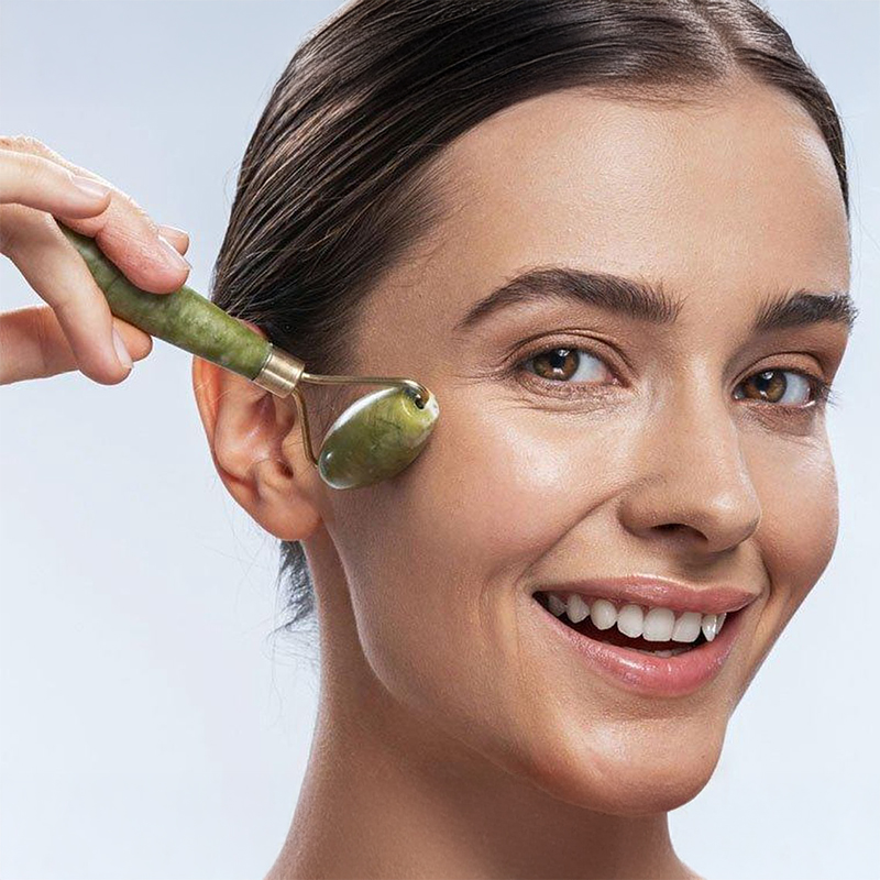 APARAT MASAJ JADE GUA SHA APARAT MASAJ JADE GUA SHA